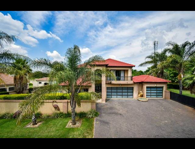 4 BEDROOM HOUSE FOR SALE IN ZAMBEZI COUNTRY ESTATE